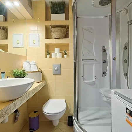 2br Apt Balcony Tamka 17 Ac Apartment Warsaw